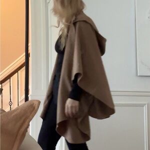 Alicia Adams Alpaca Moa Cape Tan Knitwear